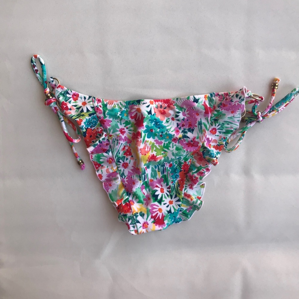 Bikini Bottom - Picture 2 of 2